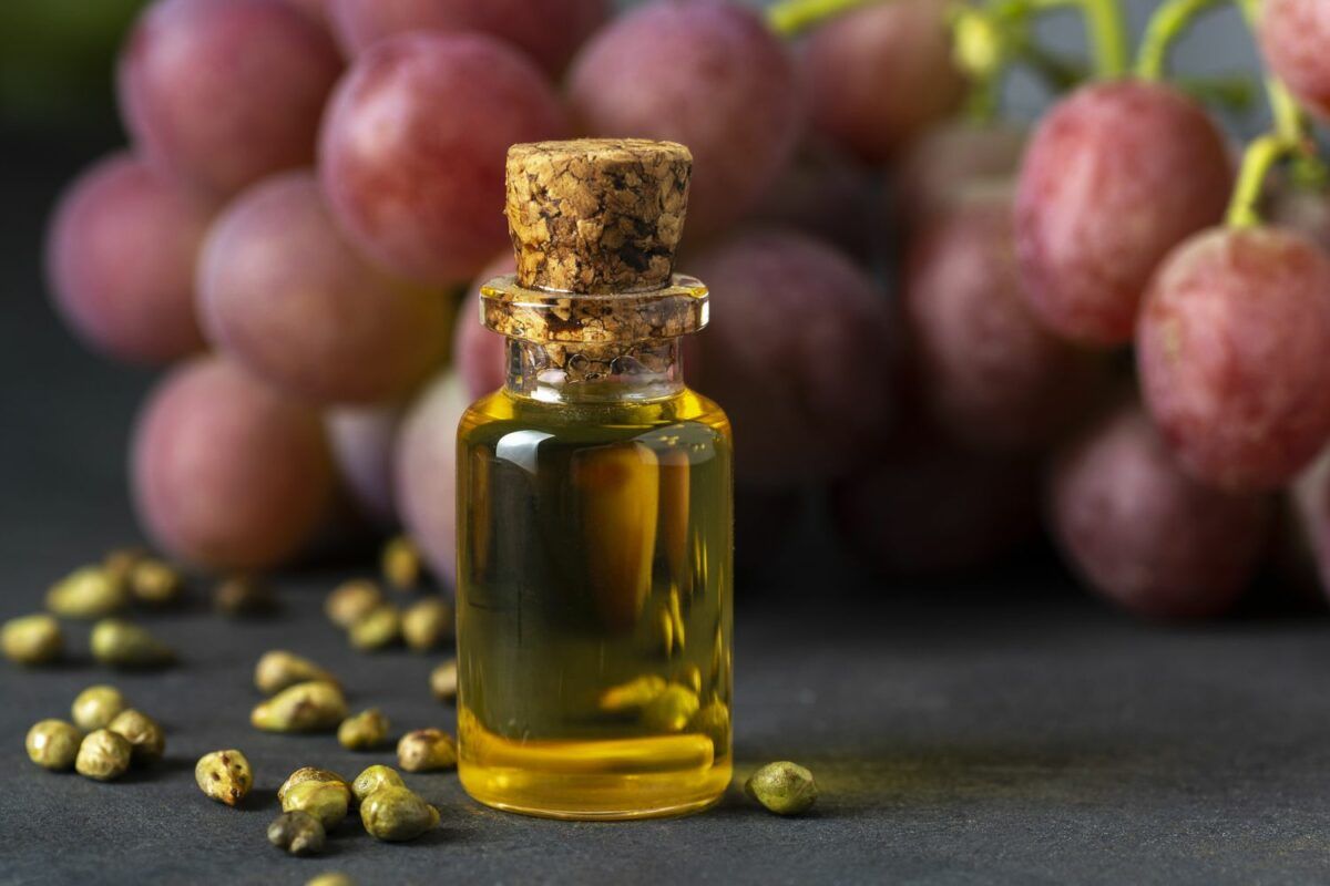 Grapeseed Oil Benefits, Side Effects and Information