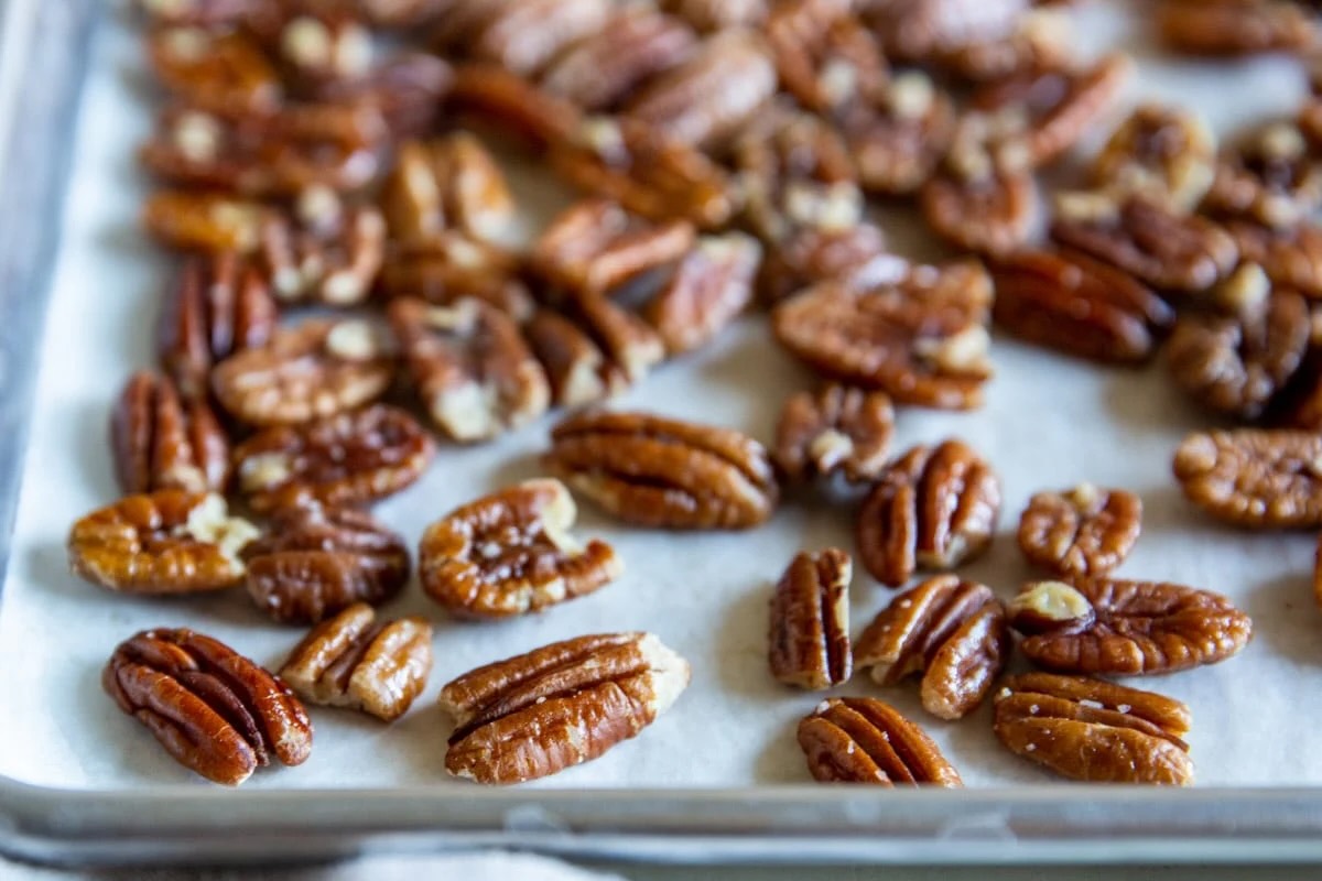 Pecan Nuts: Health Benefits, Side Effects, Nutrition Value and Facts